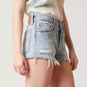 Levi’s Premium 501 Shorts Size 25 light blue wash